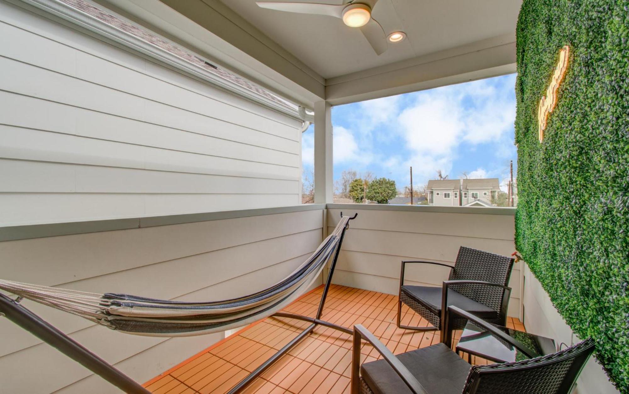 Comfort Exceed In This 3 Bedroom Premium In Houston! Holiday home Houston